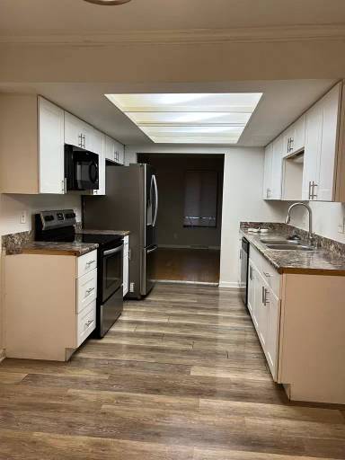 Main picture of 8508 Skyway Dr