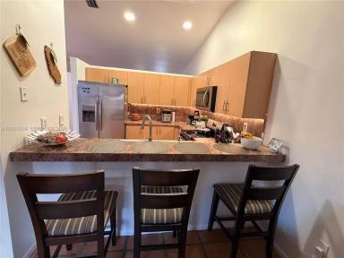 Main picture of 6641 NW 174th Ter