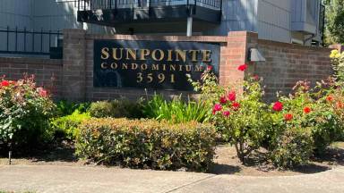 Main picture of Sunpointe Condominiums