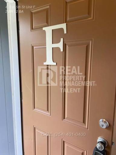 Main picture of 402 N 5th St