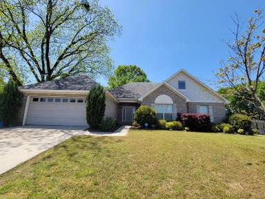 Main picture of 601 Vintage Way