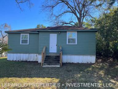 Main picture of 1213 Elberta Dr