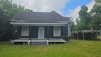 Main picture of 1108 W Center St