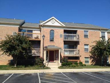 Main picture of 8 Cloverwood Ct