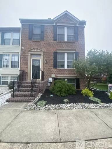 Main picture of 11 Vinca Dr