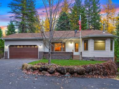 Main picture of 407 Lake Loop Dr