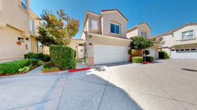 Main picture of 27867 Crown Court Cir