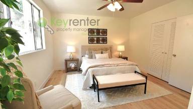 Main picture of 3476 Reynard Way