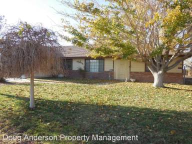 Main picture of 4663 E Lumber St