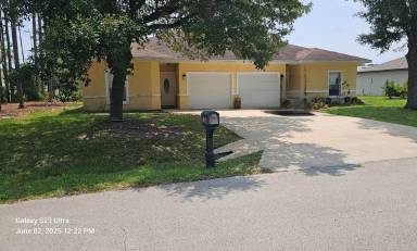 Main picture of 23 Riddle Dr