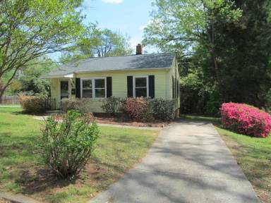Main picture of 1047 Irving St