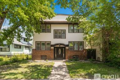 Main picture of 4255 Minnehaha Ave