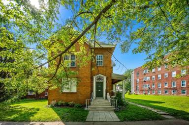 Main picture of 103 NE Roanoke Ave