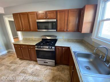 Main picture of 1525 Ella T Grasso Blvd