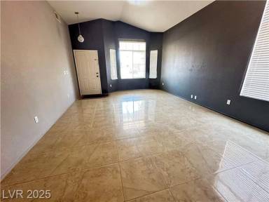 Main picture of 9522 Lavarun Ct