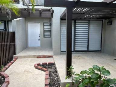 Main picture of 10000 NW 9th Street Cir