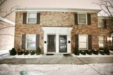 Main picture of Chatham Village Condominiums