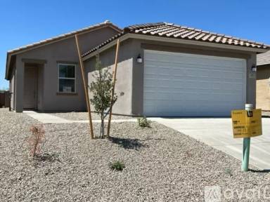 Main picture of 955 W Calle Calca