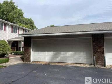 Main picture of 6495 Bella Vista Dr NE