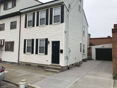 Main picture of 1707 - 1711 Jane St