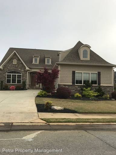 Main picture of 107 Pawleys Dr