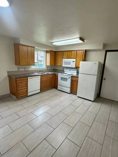 Main picture of 2520-2522 18th Ave SE