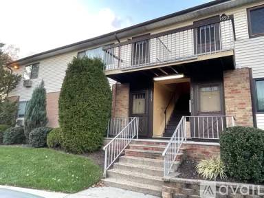 Main picture of 1023 Cricket Ln