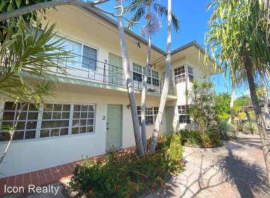 Main picture of 86 Isle of Venice Dr