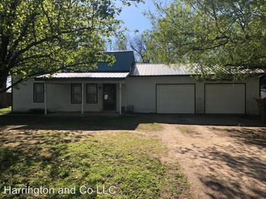 Main picture of 121 N Davidson Ave