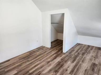Main picture of 5415 6th Ave NW