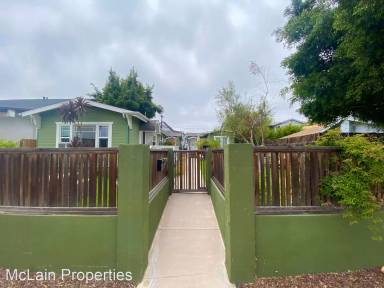 Main picture of 3354 Herman Ave