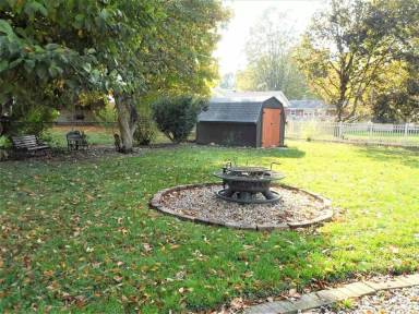 Main picture of 617 Holly Ln
