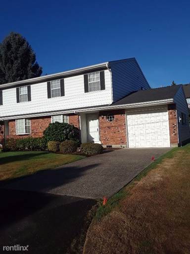 Main picture of 1649 NE 169th Ave