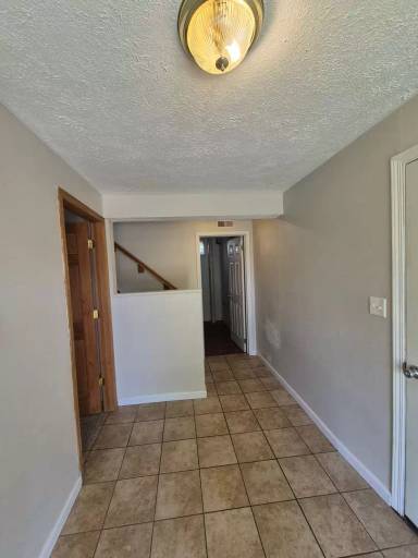Main picture of 2816 Nacoma Pl
