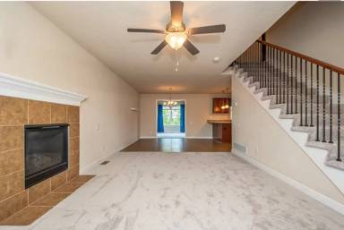 Main picture of 2104 NE Oak Dr