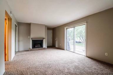 Main picture of 801 Hollycrest Dr