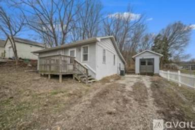 Main picture of 403 E Woods St