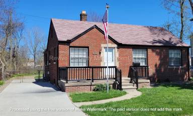 Main picture of 19225 Victor St