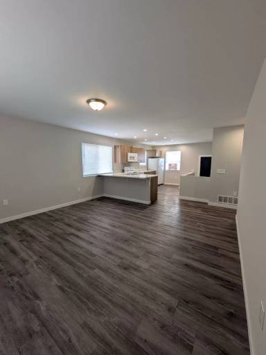 Main picture of 301 N 5th Ave