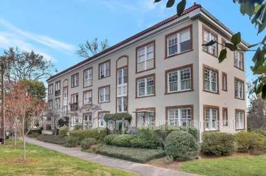 Main picture of 3 Park Ln NE