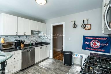 Main picture of 40-42 Newcastle Rd