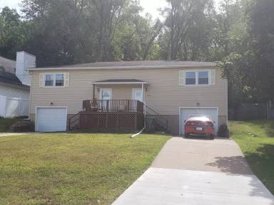 Main picture of 2015 Harrison Dr