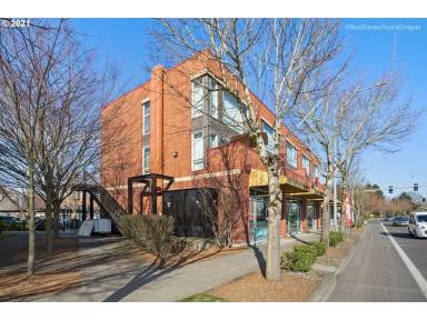 Main picture of 17040 SW Whitley Way