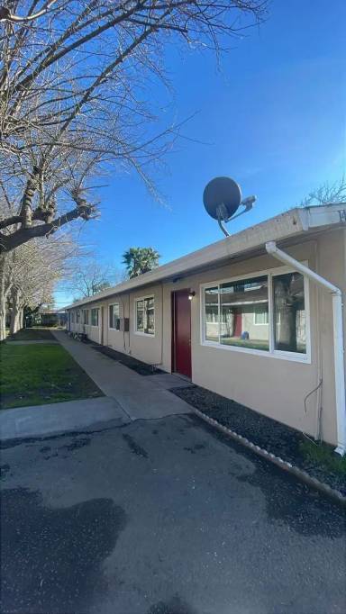 Main picture of 1444 Hood Rd