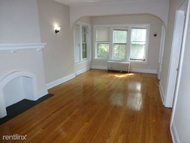 Main picture of 1348 W Bryn Mawr Ave