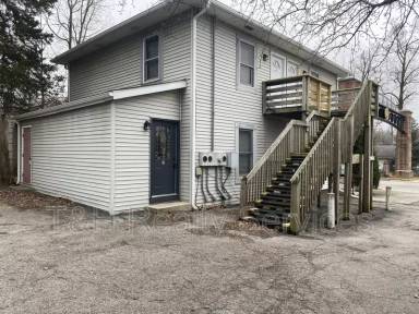 Main picture of 751 N Rangeline Rd