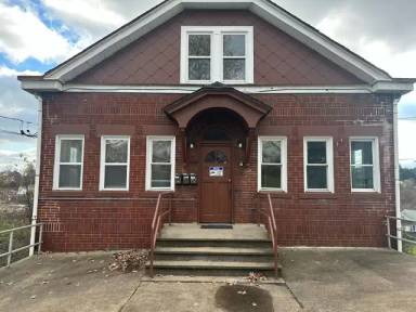 Main picture of 726 Large Ave