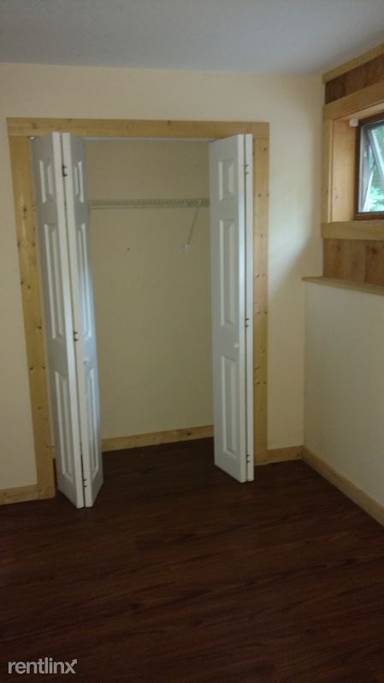 Main picture of 115 Camelot Shore Dr