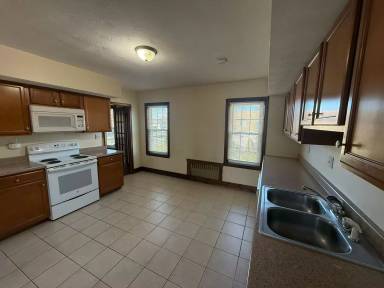 Main picture of 565-567 E St