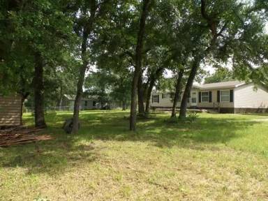Main picture of 3015 Oak Wood St